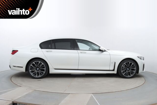 BMW 745 2020 G12 Sedan 745Le A xDrive / Super varusteet! M-Sport / Adap.vakkari / Panorama / HUD / 360°kamera / H&K / Ilmas.penkit / - RAHOITUS TÄHÄN AUTOON VAIN 3.99% - 