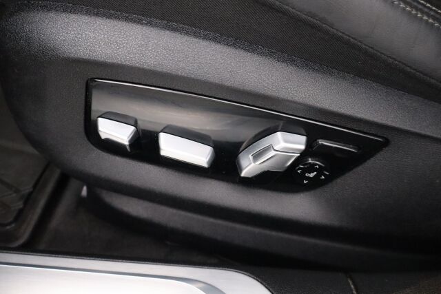 BMW 745 2020 G12 Sedan 745Le A xDrive / Super varusteet! M-Sport / Adap.vakkari / Panorama / HUD / 360°kamera / H&K / Ilmas.penkit / - RAHOITUS TÄHÄN AUTOON VAIN 3.99% - 
