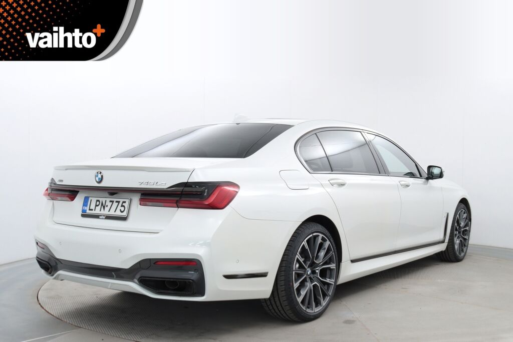 BMW 745 2020 G12 Sedan 745Le A xDrive / Super varusteet! M-Sport / Adap.vakkari / Panorama / HUD / 360°kamera / H&K / Ilmas.penkit / - RAHOITUS TÄHÄN AUTOON VAIN 3.99% - 