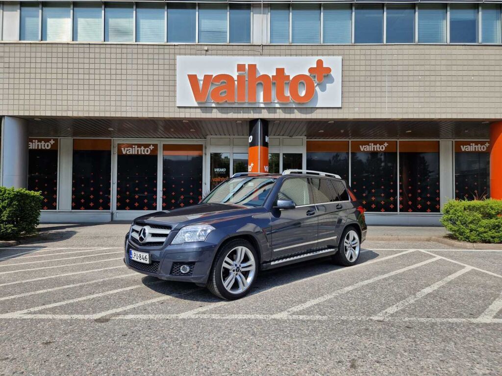 Mercedes-Benz GLK 2008 320 CDI 4Matic A Business / Harman Kardon / Koukku / Huollettu 332tkm