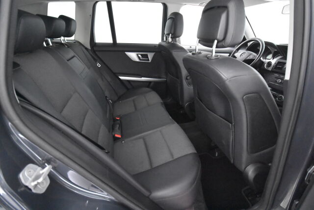 Mercedes-Benz GLK 2008 320 CDI 4Matic A Business / Harman Kardon / Koukku / Huollettu 332tkm