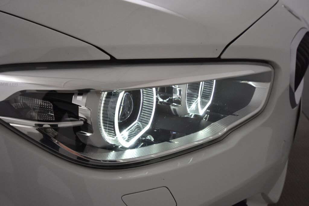 BMW 116 2015 F20 Hatchback 116D Business M Sport / Lohko+sisälämmitin / 18'' kesävanteet /  Ratinlämmitin / Hifi