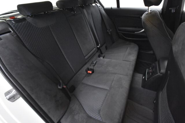 BMW 116 2015 F20 Hatchback 116D Business M Sport / Lohko+sisälämmitin / 18'' kesävanteet /  Ratinlämmitin / Hifi