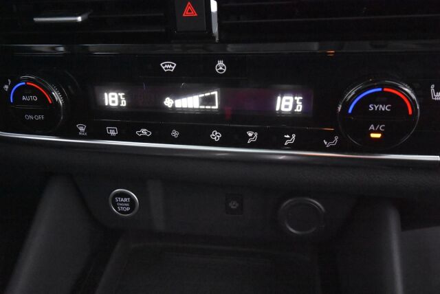 Nissan Qashqai 2021 MHEV 158 Xtronic Premiere Edition / Adapt. cruise / Navigointi / Suomiauto / HUD / 360 kamera / Keyless Go