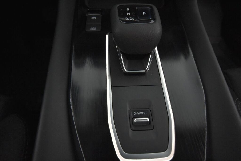 Nissan Qashqai 2021 MHEV 158 Xtronic Premiere Edition / Adapt. cruise / Navigointi / Suomiauto / HUD / 360 kamera / Keyless Go
