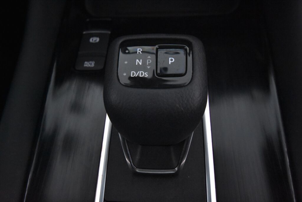 Nissan Qashqai 2021 MHEV 158 Xtronic Premiere Edition / Adapt. cruise / Navigointi / Suomiauto / HUD / 360 kamera / Keyless Go
