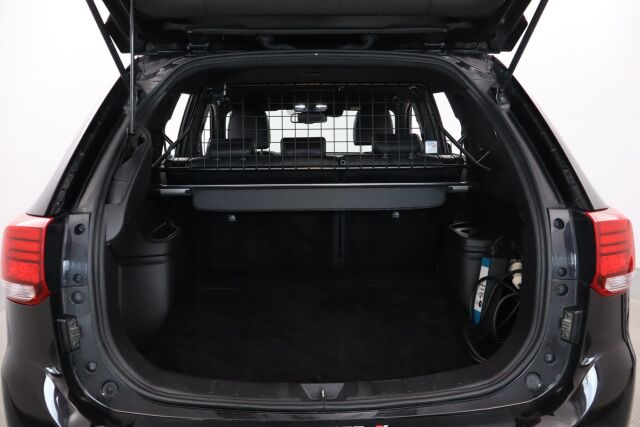Mitsubishi Outlander PHEV 2020 Outlander PHEV X 4WD 5P Nahat / Koukku / Apple Car Play / 360 Kamera / Keyless Go