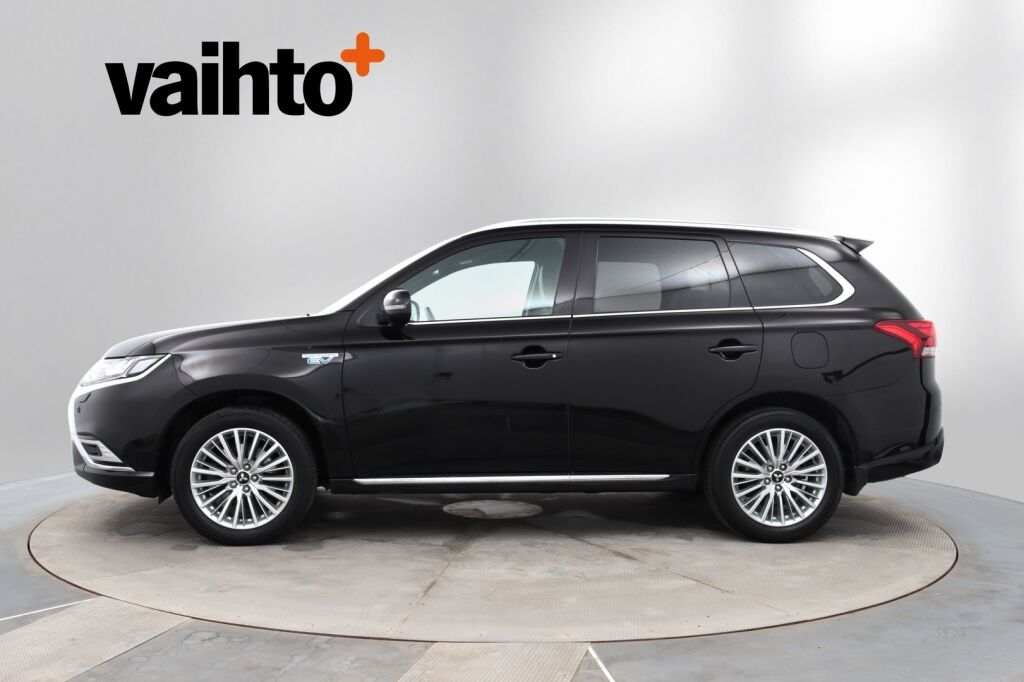 Mitsubishi Outlander PHEV 2020 Outlander PHEV X 4WD 5P Nahat / Koukku / Apple Car Play / 360 Kamera / Keyless Go