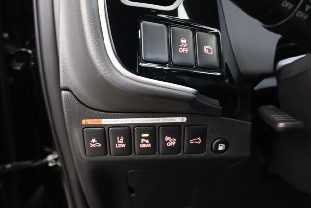 Mitsubishi Outlander PHEV 2020 Outlander PHEV X 4WD 5P Nahat / Koukku / Apple Car Play / 360 Kamera / Keyless Go
