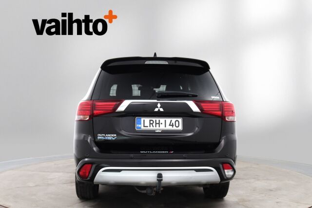 Mitsubishi Outlander PHEV 2020 Outlander PHEV X 4WD 5P Nahat / Koukku / Apple Car Play / 360 Kamera / Keyless Go