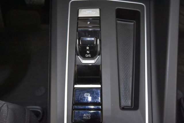 Volkswagen Golf 2022 Variant Comfort 1,5 TGI 96 kW DSG-automaatti / ACC / Webasto / LED / Tutkat / Kaistavahti / CarPlay