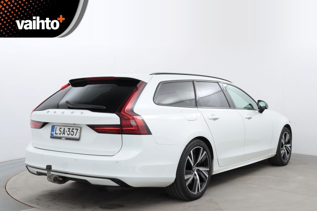 Volvo V90 2023 T6 AWD Long Range Plus Dark / 1-Om. Suomiauto / Merkkihuollettu / Pilot Assist / Harman Kardon / Muistipenkit / Nahkaverhoilu / Sähk. Koukku