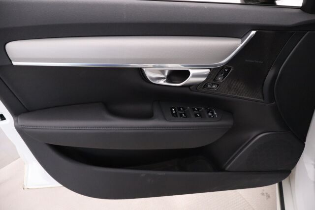 Volvo V90 2023 T6 AWD Long Range Plus Dark / 1-Om. Suomiauto / Merkkihuollettu / Pilot Assist / Harman Kardon / Muistipenkit / Nahkaverhoilu / Sähk. Koukku
