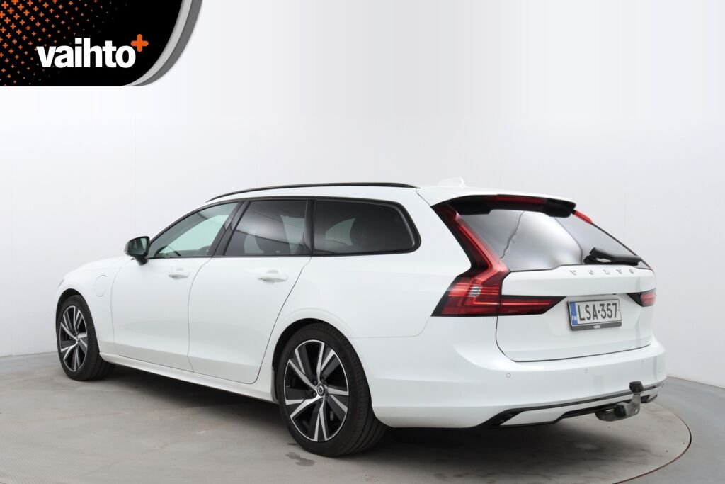 Volvo V90 2023 T6 AWD Long Range Plus Dark / 1-Om. Suomiauto / Merkkihuollettu / Pilot Assist / Harman Kardon / Muistipenkit / Nahkaverhoilu / Sähk. Koukku