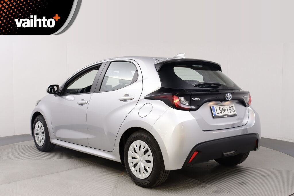 Toyota Yaris 2023 1,5 Hybrid Active / Moottorinlämmitin / Peruutuskamera / ACC / ALV-väh. kelp