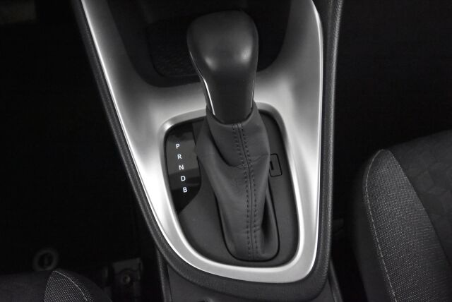 Toyota Yaris 2023 1,5 Hybrid Active / Moottorinlämmitin / Peruutuskamera / ACC / ALV-väh. kelp