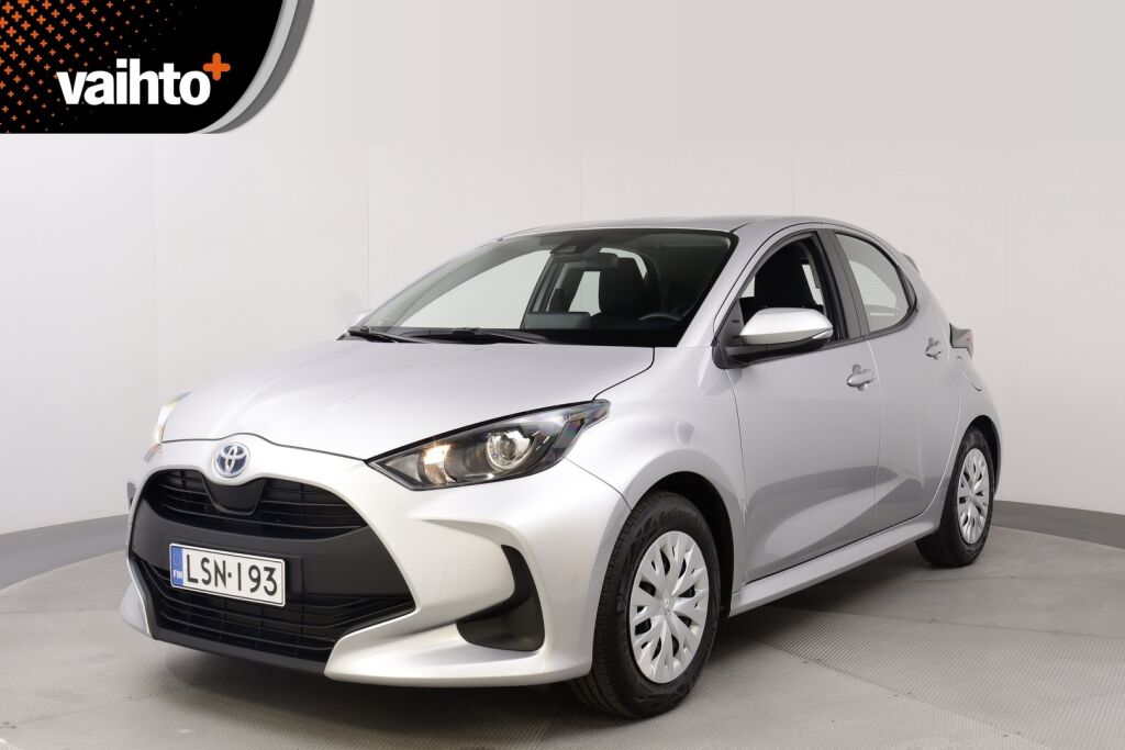 Toyota Yaris 2023 1,5 Hybrid Active / Moottorinlämmitin / Peruutuskamera / ACC / ALV-väh. kelp