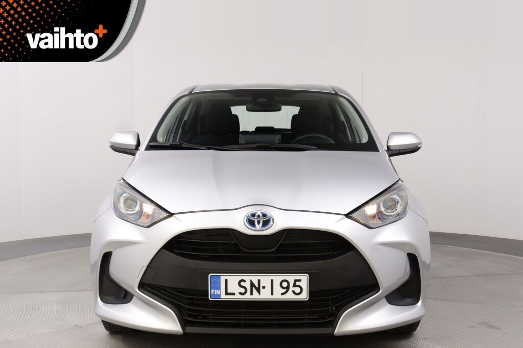 Toyota Yaris 2023 1,5 Hybrid Active / Adapt. vakkari / Suomiauto / Navi / Kaistavahti