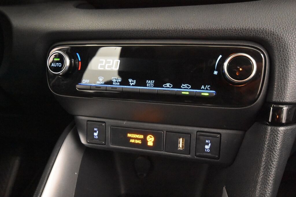 Toyota Yaris 2023 1,5 Hybrid Active / Adapt. vakkari / Suomiauto / Navi / Kaistavahti