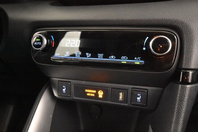 Toyota Yaris 2023 1,5 Hybrid Active / Adapt. vakkari / Suomiauto / Navi / Kaistavahti