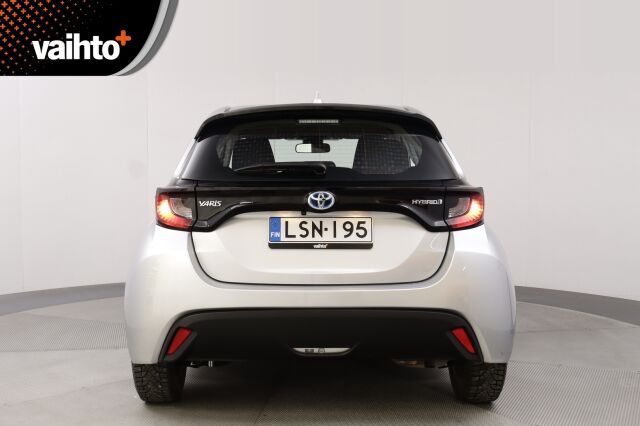 Toyota Yaris 2023 1,5 Hybrid Active / Adapt. vakkari / Suomiauto / Navi / Kaistavahti