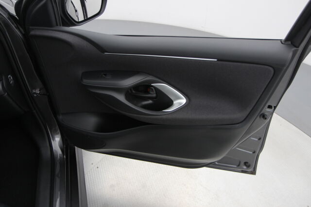 Toyota Yaris 2023 1,5 Hybrid Active / 1-Om. Suomiauto / ALV / ACC / P-Kamera / Lohkolämmitin