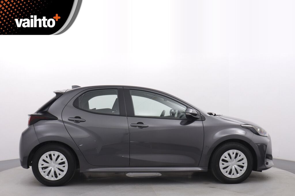Toyota Yaris 2023 1,5 Hybrid Active / 1-Om. Suomiauto / ALV / ACC / P-Kamera / Lohkolämmitin