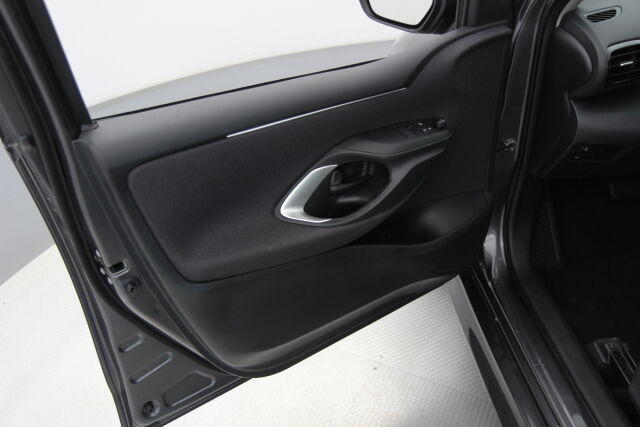 Toyota Yaris 2023 1,5 Hybrid Active / 1-Om. Suomiauto / ALV / ACC / P-Kamera / Lohkolämmitin