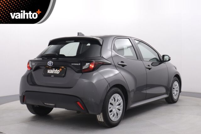 Toyota Yaris 2023 1,5 Hybrid Active / 1-Om. Suomiauto / ALV / ACC / P-Kamera / Lohkolämmitin