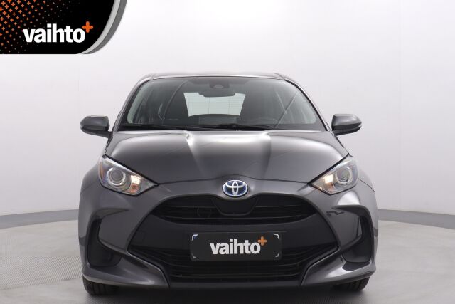 Toyota Yaris 2023 1,5 Hybrid Active / 1-Om. Suomiauto / ALV / ACC / P-Kamera / Lohkolämmitin