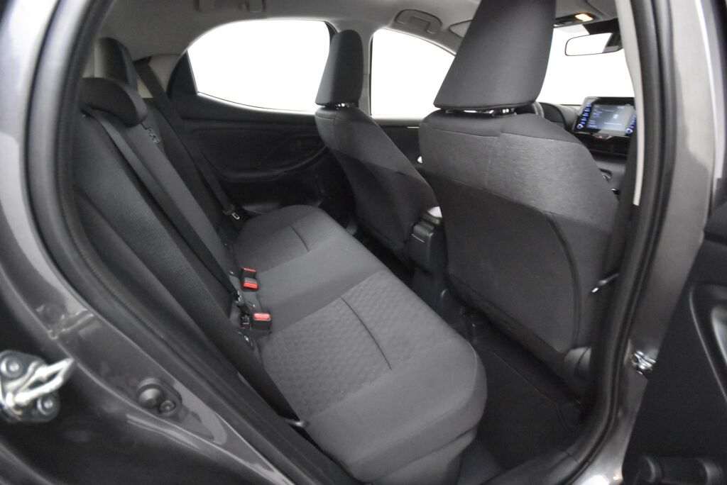 Toyota Yaris 2023 1,5 Hybrid Active / Vakionopeudensäädin / Kamera