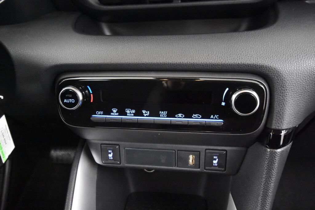 Toyota Yaris 2023 1,5 Hybrid Active / Vakionopeudensäädin / Kamera