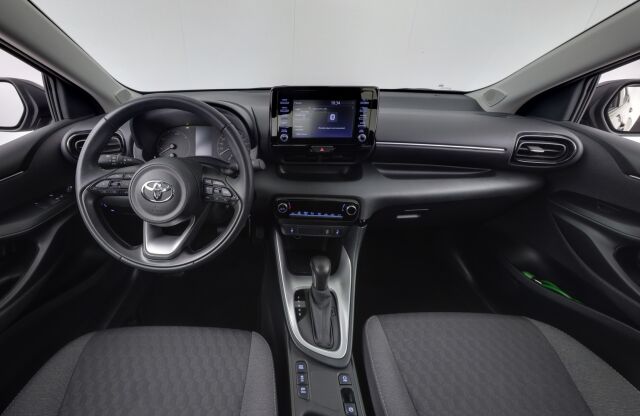Toyota Yaris 2023 1,5 Hybrid Active / Vakionopeudensäädin / Kamera