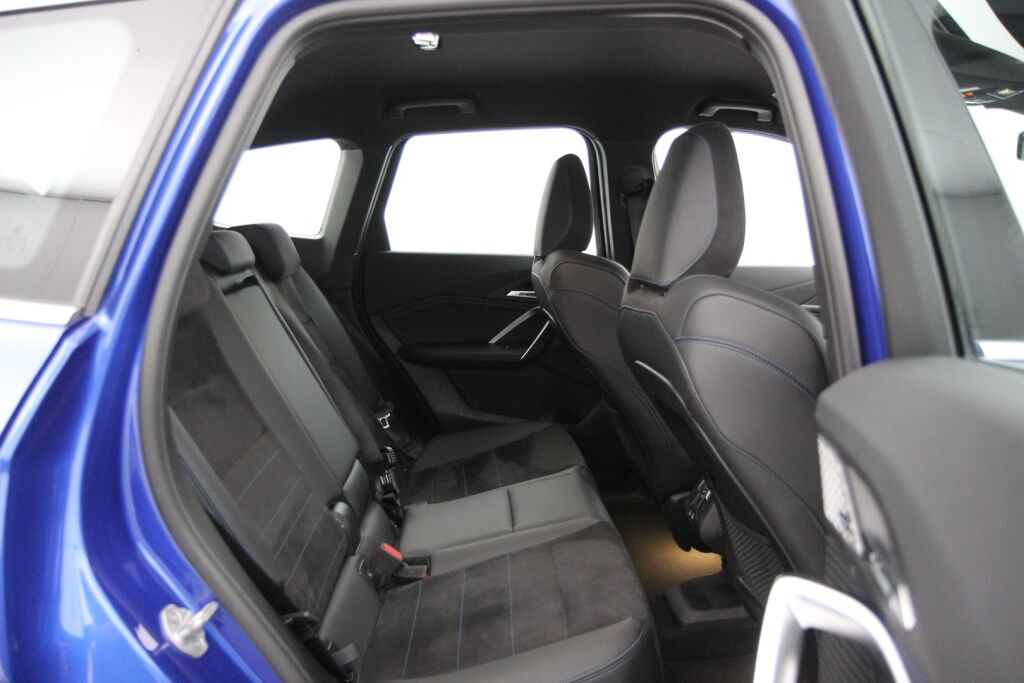 BMW X1 2023 U11 25e xDrive Charged Edition M Sport / Vetokoukku / Harman & Kardon / Led-ajovalot / Perutuuskamera