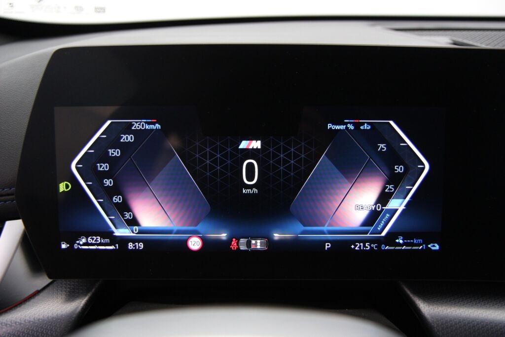 BMW X1 2023 U11 25e xDrive Charged Edition M Sport / Harman Kardon / Navi / Vetokoukku