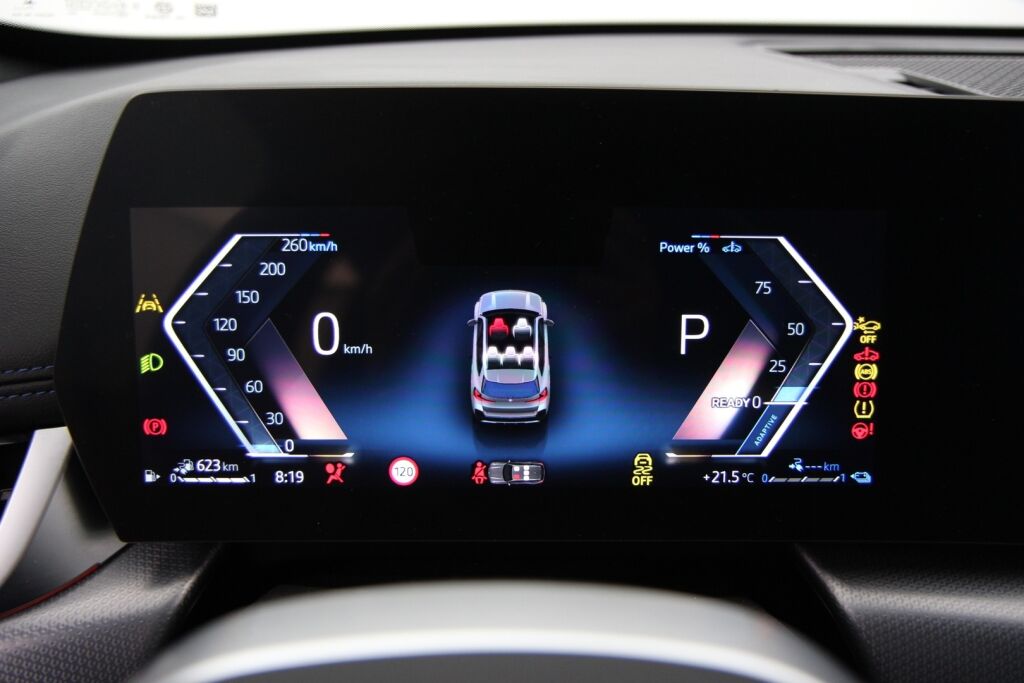 BMW X1 2023 U11 25e xDrive Charged Edition M Sport / Harman Kardon / Navi / Vetokoukku