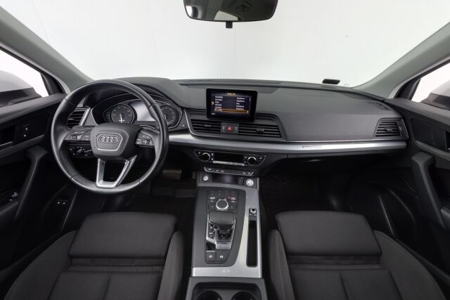 Audi Q5 2020 50 TFSI e 220 kW quattro / Led-ajovalot / Vetokoukku / Urheiluistuimet