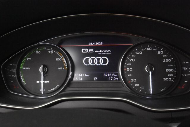 Audi Q5 2020 50 TFSI e 220 kW quattro / Led-ajovalot / Vetokoukku / Urheiluistuimet