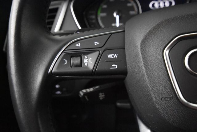 Audi Q5 2020 50 TFSI e 220 kW quattro / Led-ajovalot / Vetokoukku / Urheiluistuimet