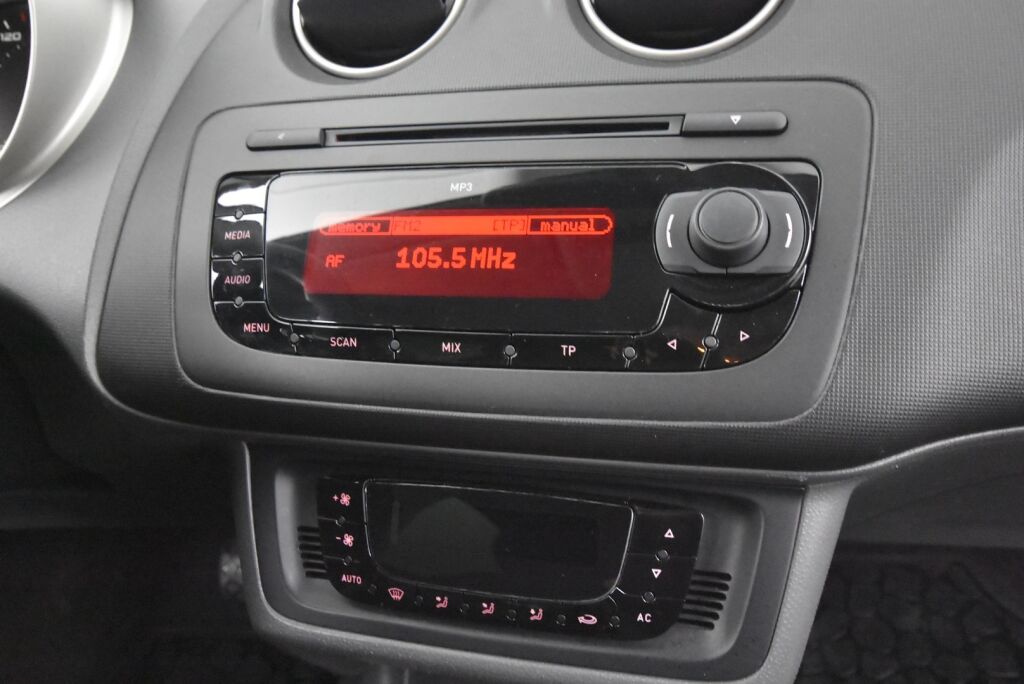 Seat Ibiza 2012 1,2 TSI Copa Plus DSG / Webasto / Tutkat / Vakionopeudensäädin / Katsastettu 5/25