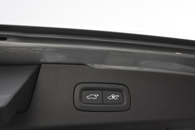 VOLVO V60 2021 T6 Recharge TwE AWD Inscription / Hieronta / ACC / Panoraama / Vetokoukku / Huippuvarusteilla - RAHOITUS TÄHÄN AUTOON VAIN 3.99% - 