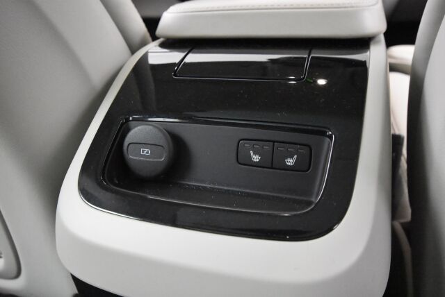 VOLVO V60 2021 T6 Recharge TwE AWD Inscription / Hieronta / ACC / Panoraama / Vetokoukku / Huippuvarusteilla - RAHOITUS TÄHÄN AUTOON VAIN 3.99% - 