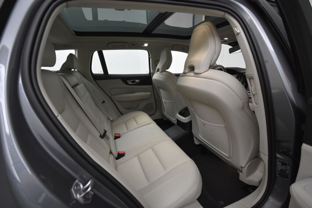 VOLVO V60 2021 T6 Recharge TwE AWD Inscription / Hieronta / ACC / Panoraama / Vetokoukku / Huippuvarusteilla - RAHOITUS TÄHÄN AUTOON VAIN 3.99% - 