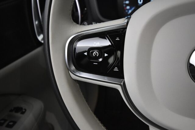 VOLVO V60 2021 T6 Recharge TwE AWD Inscription / Hieronta / ACC / Panoraama / Vetokoukku / Huippuvarusteilla - RAHOITUS TÄHÄN AUTOON VAIN 3.99% - 