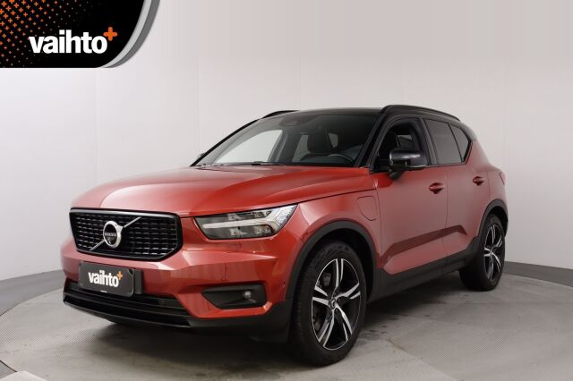 VOLVO XC40 2021