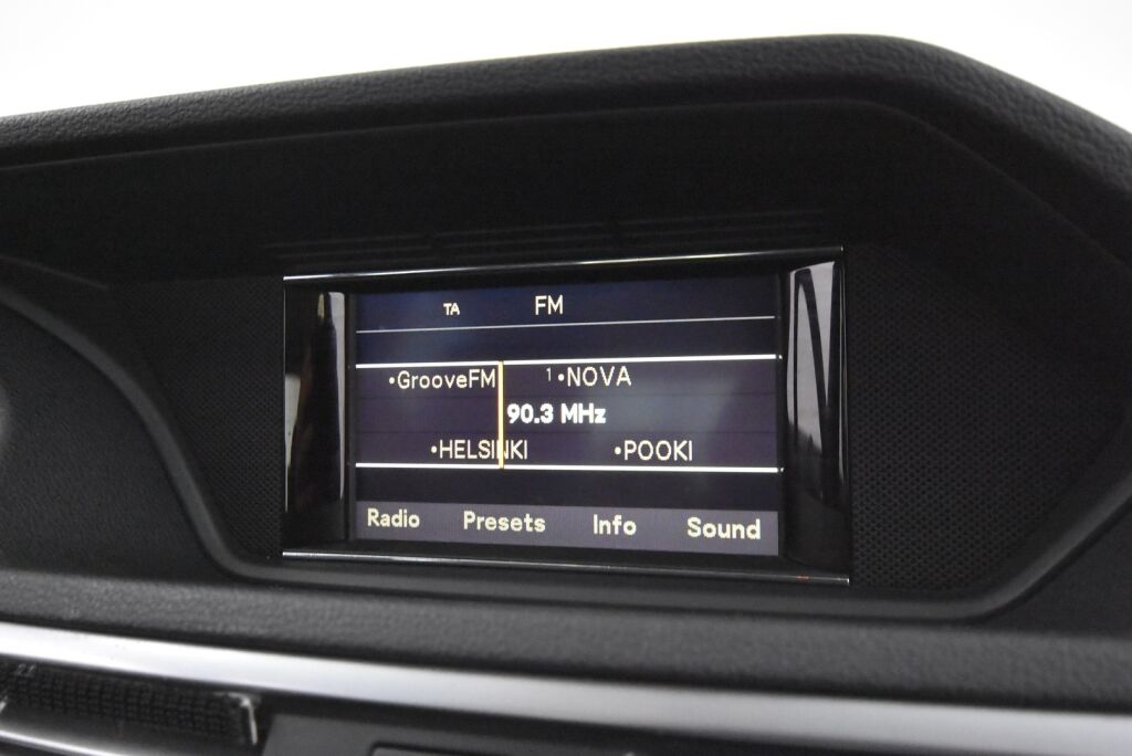 Mercedes-Benz E 2012 200 CDI BE A Premium Business / Webasto / ILS valot / Suomi-auto