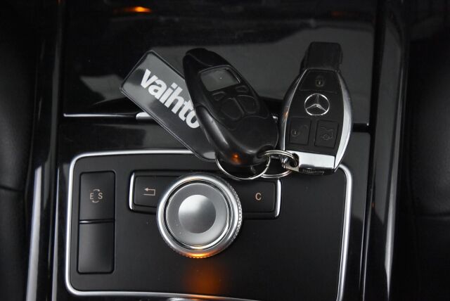 Mercedes-Benz E 2012 200 CDI BE A Premium Business / Webasto / ILS valot / Suomi-auto