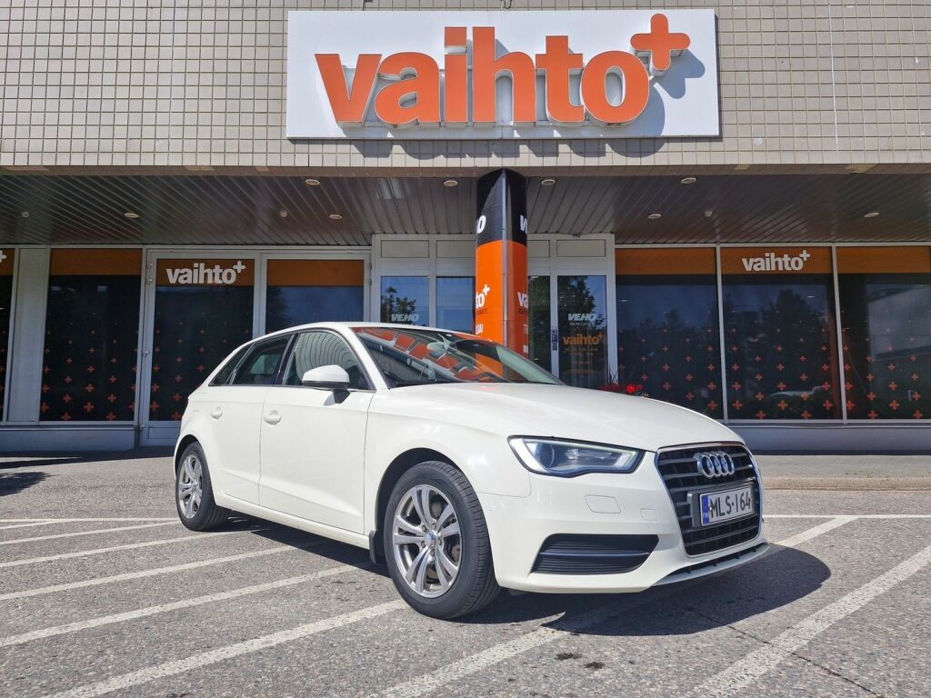 Audi A3 2014 Sportback Business 1,6 TDI 77 kW S tronic / Suomi-auto / Tutkat / Uudet kesärenkaat / Jakopää tehty 166tkm / Xenon valot