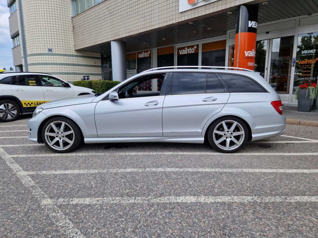 Mercedes-Benz C 2013 180 BE T Aut. Premium Business / AMG-styling / Vetokoukku / Navigointi