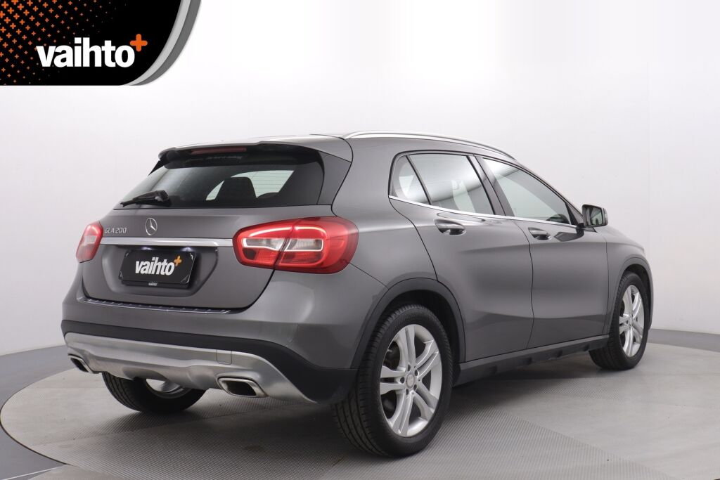 Mercedes-Benz GLA 2015 200 A / Osanahat / Kamera / Vakkari /